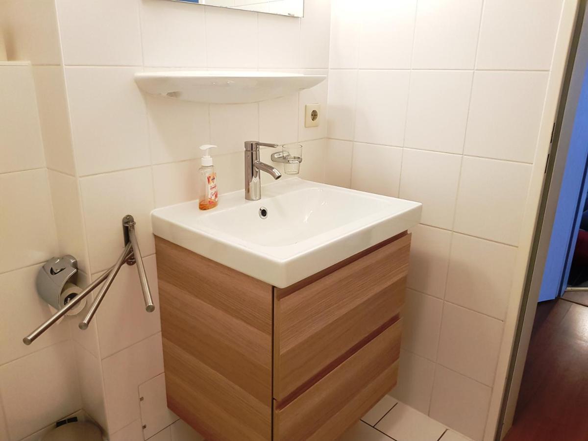 Ferienwohnung 5 Im Strandhaus Lobbe Exteriér fotografie